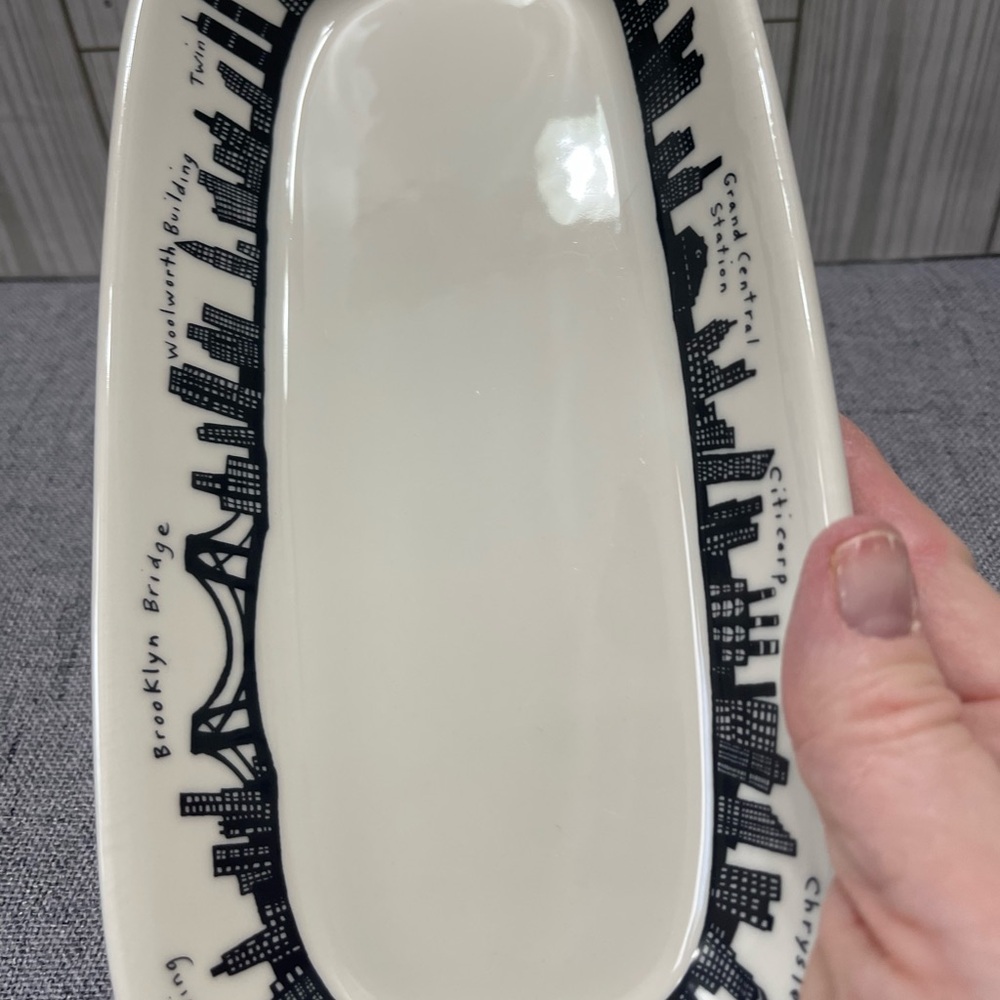 Fish Eddy 212 NYC Skyline Relish Dish - Picture 2 of 8